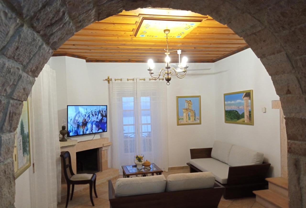 Traditional Stone Villa Olympia Viggla Екстериор снимка