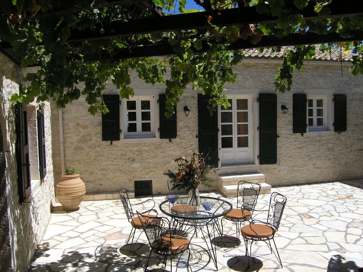 Traditional Stone Villa Olympia Viggla Екстериор снимка